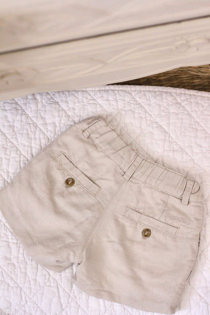 Short Étienne