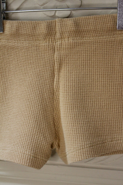 Short Caramel