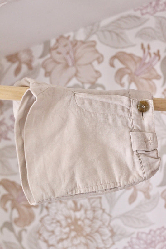 Short Étienne